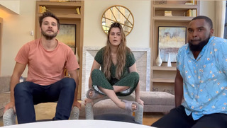 Lindsey Shaw feet photo thumbnail