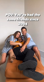 Lindsey Shaw feet photo thumbnail