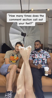 Lindsey Shaw feet photo thumbnail