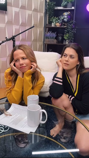 Lindsey Shaw feet photo thumbnail