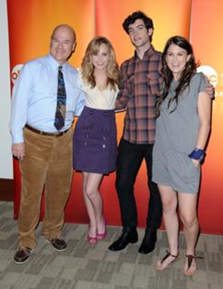 Lindsey Shaw feet photo thumbnail