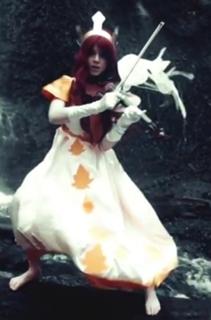 Lindsey Stirling feet photo thumbnail