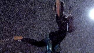 Lindsey Stirling feet photo thumbnail