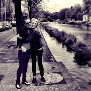 Lindsey Stirling feet photo thumbnail