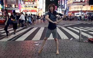 Lindsey Stirling feet photo thumbnail