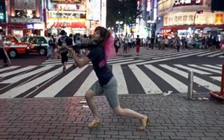 Lindsey Stirling feet photo thumbnail