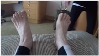 Lindsey Stirling feet photo thumbnail