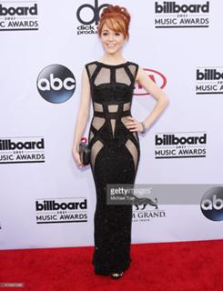 Lindsey Stirling feet photo thumbnail