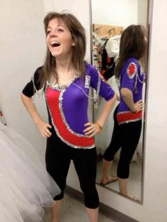 Lindsey Stirling feet photo thumbnail