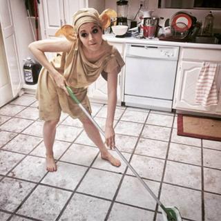 Lindsey Stirling feet photo thumbnail