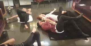 Lindsey Stirling feet photo thumbnail