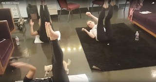 Lindsey Stirling feet photo thumbnail