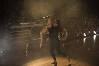 Lindsey Stirling feet photo thumbnail