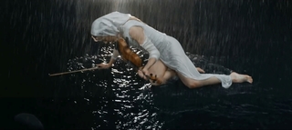 Lindsey Stirling feet photo thumbnail