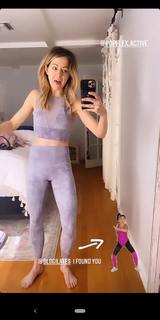 Lindsey Stirling feet photo thumbnail