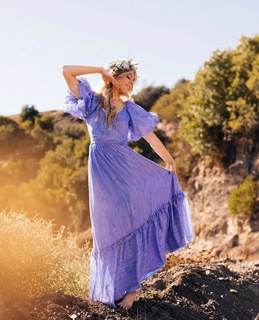 Lindsey Stirling feet photo thumbnail