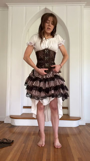 Lindsey Stirling feet photo thumbnail