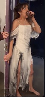 Lindsey Stirling feet photo thumbnail