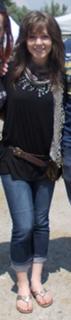 Lindsey Stirling feet photo thumbnail