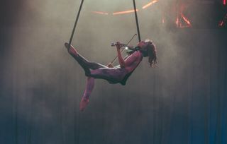 Lindsey Stirling feet photo 4