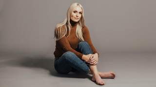 Lindsey Vonn feet photo thumbnail