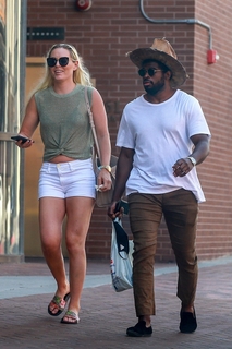 Lindsey Vonn feet photo thumbnail