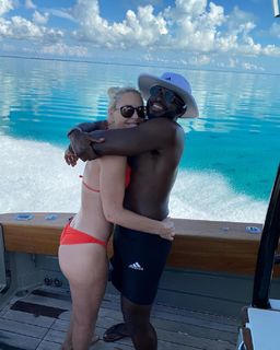 Lindsey Vonn feet photo thumbnail