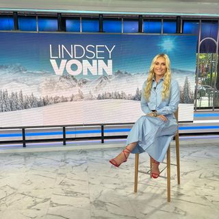 Lindsey Vonn feet photo thumbnail