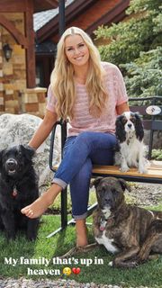 Lindsey Vonn feet photo 1