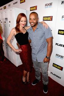 Lindy Booth feet photo thumbnail