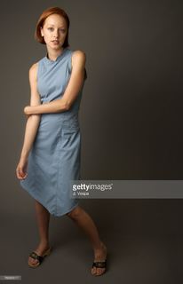 Lindy Booth feet photo thumbnail