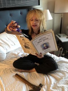 Linnea Quigley feet photo 16