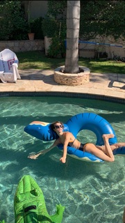 Linsey Godfrey feet photo 8