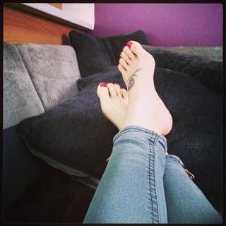 Linzey Cocker feet photo 12