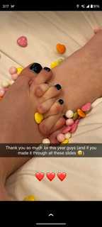 Linzor feet photo 3