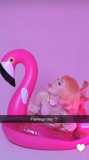 Linzor feet photo 1