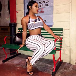 Lira Mercer feet photo 6