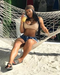 Lira Mercer feet photo 11
