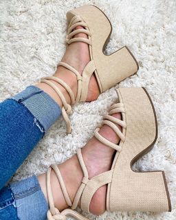 Lis Aguiar feet photo 16