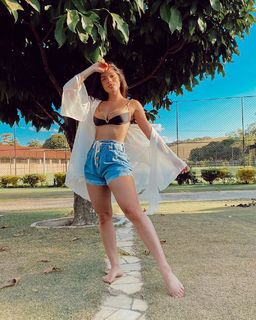 Lis Aguiar feet photo 4
