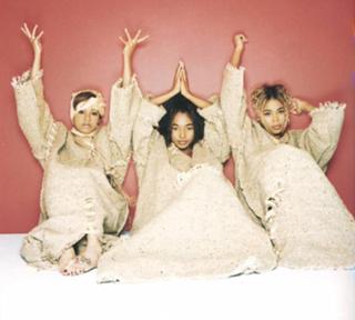 Lisa 'Left Eye' Lopes feet photo thumbnail