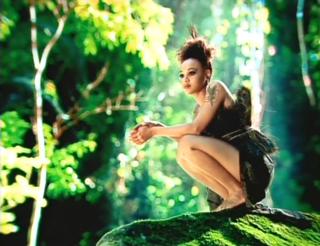 Lisa 'Left Eye' Lopes feet photo thumbnail