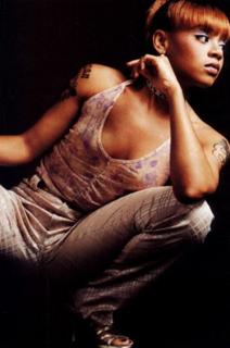 Lisa 'Left Eye' Lopes feet photo thumbnail