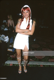 Lisa 'Left Eye' Lopes feet photo thumbnail