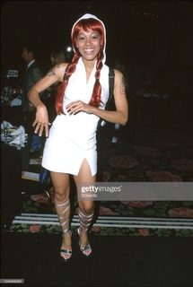 Lisa 'Left Eye' Lopes feet photo thumbnail