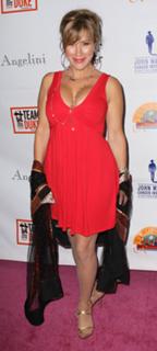 Lisa Ann Walter feet photo 10