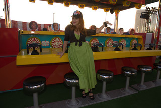 Lisa Ann Walter feet photo 1
