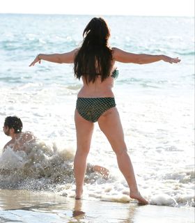 Lisa Appleton feet photo 20