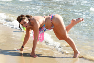 Lisa Appleton feet photo 3