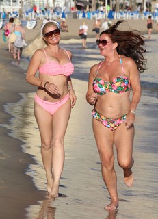 Lisa Appleton feet photo 16